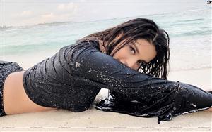 Nidhhi Agerwal